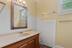 1236 Jefferson Ave, Kalamazoo, MI 49006 - Photo 9