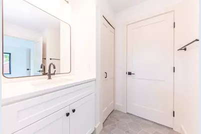 701 S 7th Street, Ann Arbor, MI 48103 - Photo 37