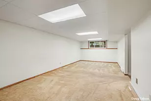 228 S Wall St, Zeeland, MI 49464 - Photo 27