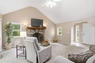 1508 E Hess Lake Dr, Grant, MI 49327 - Photo 5