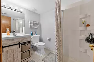 35075 Hillside Dr, Farmington, MI 48335 - Photo 21
