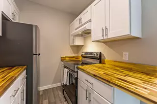 9275 Brookside Dr, Whitmore Lake, MI 48189 - Photo 7