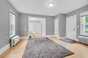 831 Second St NW, Grand Rapids, MI 49504 - Photo 9