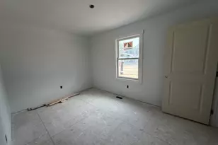 377 E Forest Ave, Muskegon, MI 49442 - Photo 5