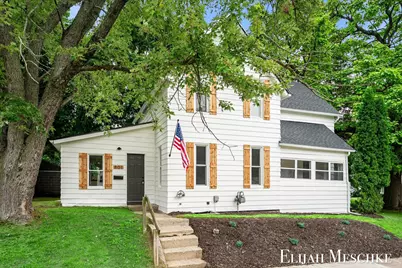 801 Coldbrook Street NE, Grand Rapids, MI 49503 - Photo 3