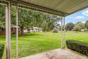 5692 Leisure S Dr SE, Grand Rapids, MI 49548 - Photo 27