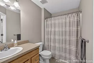 712 Riverwalk St, Hastings, MI 49058 - Photo 23