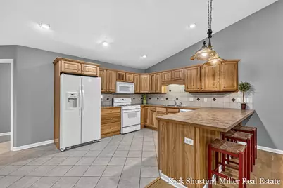 712 Riverwalk Street #11, Hastings, MI 49058 - Photo 5