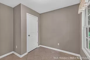 712 Riverwalk St, Hastings, MI 49058 - Photo 9