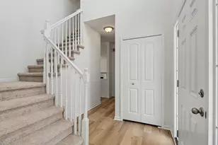43640 S Timberview Dr, Belleville, MI 48111 - Photo 9