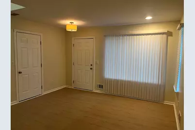 22741 Middlebelt Road, Farmington Hills, MI 48336 - Photo 11