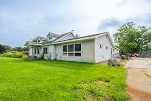 4617 Paw Paw Lake Rd, Coloma, MI 49038 - Photo 3