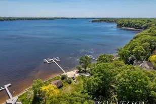 7211 McFall Cir, Montague, MI 49437 - Photo 3