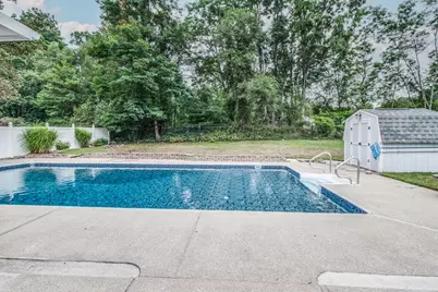 231 Beachfield Drive, Battle Creek, MI 49015 - Photo 3
