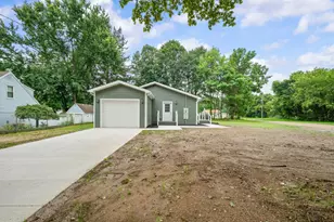 584 1st Ct, Niles, MI 49120 - Photo 5