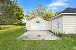 716 Root St, Belding, MI 48809 - Photo 37