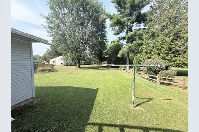 306 W Beryl Street, Scottville, MI 49454 - Photo 25
