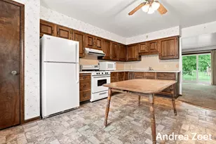 5773 Leisure S Dr SE, Kentwood, MI 49548 - Photo 15