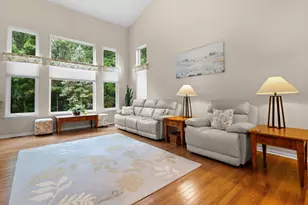 1338 Coach House Ln, South Lyon, MI 48178 - Photo 9