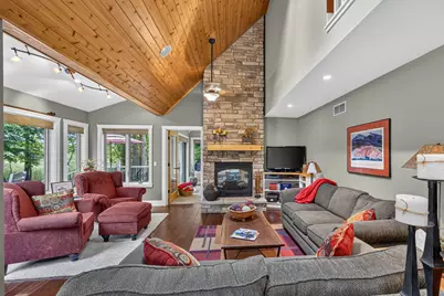 9443 Clubhouse Drive W, Canadian Lakes, MI 49346 - Photo 21