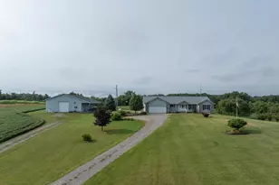 6819 Squawfield Rd, Pittsford, MI 49271 - Photo 1