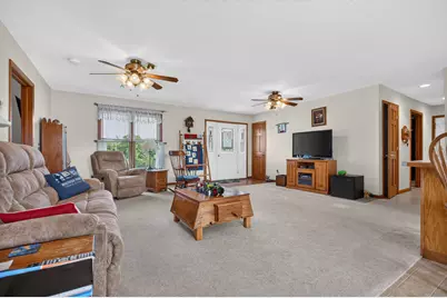 6819 Squawfield Road, Pittsford, MI 49271 - Photo 7