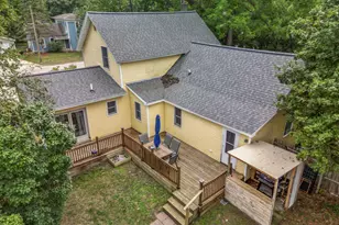 220 W Pere Marquette St, Big Rapids, MI 49307 - Photo 29