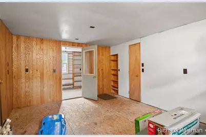 220 W Pere Marquette Street, Big Rapids, MI 49307 - Photo 27