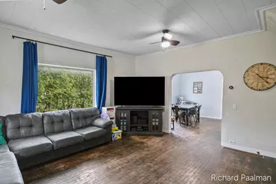 220 W Pere Marquette Street, Big Rapids, MI 49307 - Photo 3