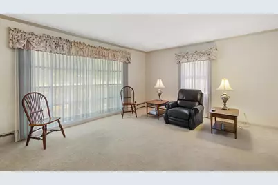 10426 Douglas Avenue, Plainwell, MI 49080 - Photo 7