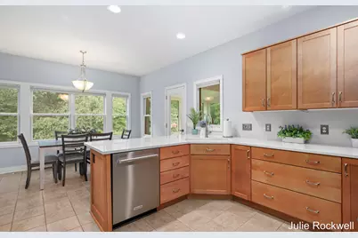 4730 Sundial Drive NE, Grand Rapids, MI 49525 - Photo 9