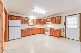 1306 Bjornson St, Big Rapids, MI 49307 - Photo 7