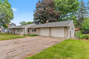 562 Brookside Rd, Ypsilanti, MI 48197 - Photo 3