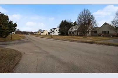545 Wittenberg Path, Saint Joseph, MI 49085 - Photo 17
