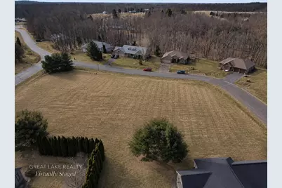 561 Wittenberg Path, Saint Joseph, MI 49085 - Photo 11