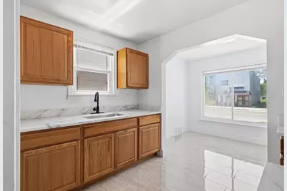 6816 Evergreen Road, Detroit, MI 48228 - Photo 11