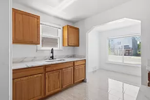 6816 Evergreen Rd, Detroit, MI 48228 - Photo 11