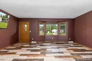 3078 Paris Park Dr SE, Kentwood, MI 49512 - Photo 3