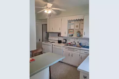 111 Cedar Street, Paw Paw, MI 49079 - Photo 17