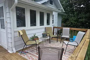 111 Cedar St, Paw Paw, MI 49079 - Photo 7