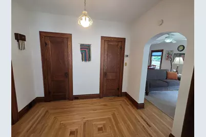 111 Cedar Street, Paw Paw, MI 49079 - Photo 25