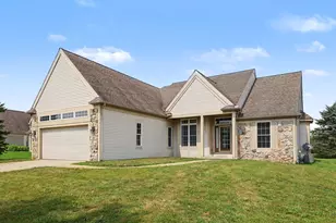 24 Dickens St, Spring Arbor, MI 49283 - Photo 1