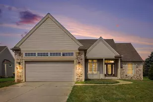 24 Dickens St, Spring Arbor, MI 49283 - Photo 3