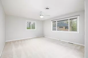 3949 Waldenwood Dr, Ann Arbor, MI 48105 - Photo 35