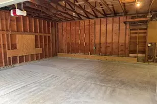 3949 Waldenwood Dr, Ann Arbor, MI 48105 - Photo 23