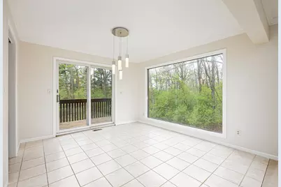 3949 Waldenwood Drive, Ann Arbor, MI 48105 - Photo 7