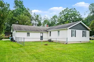 24350 Oak St, Edwardsburg, MI 49112 - Photo 25