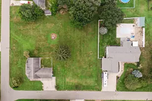 24350 Oak St, Edwardsburg, MI 49112 - Photo 27