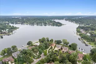 9535 Listeria St, Commerce Township, MI 48382 - Photo 5