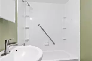 9535 Listeria St, Commerce Township, MI 48382 - Photo 25